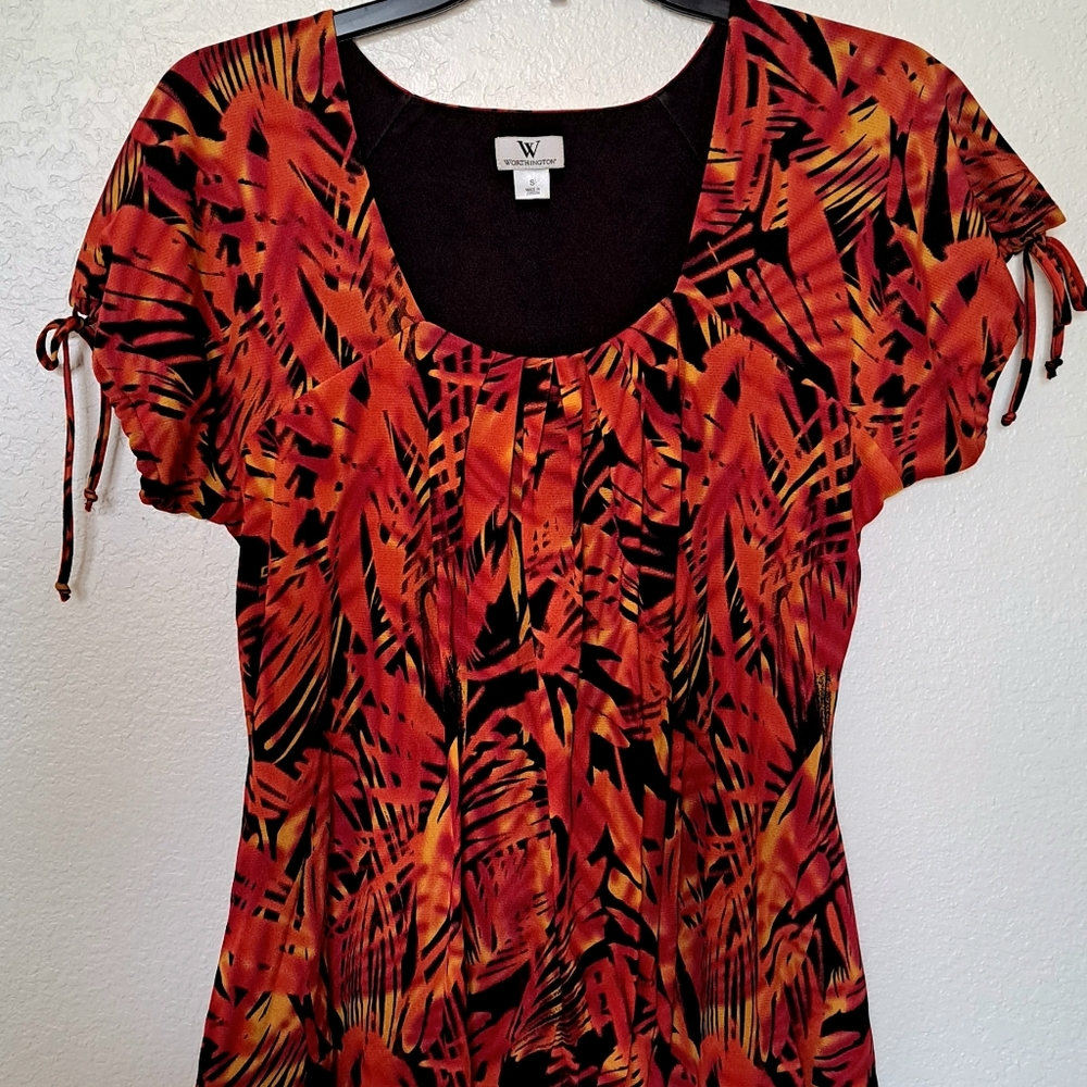 NEW WOMEN'S SHORT SLEEVE TOP SIZE SMALL WORTHINGTON